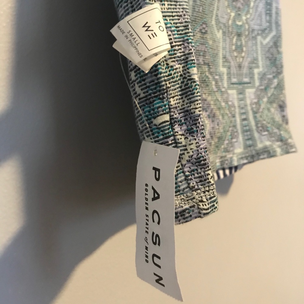Reversible Halter Crop Top - Picture 8 of 8